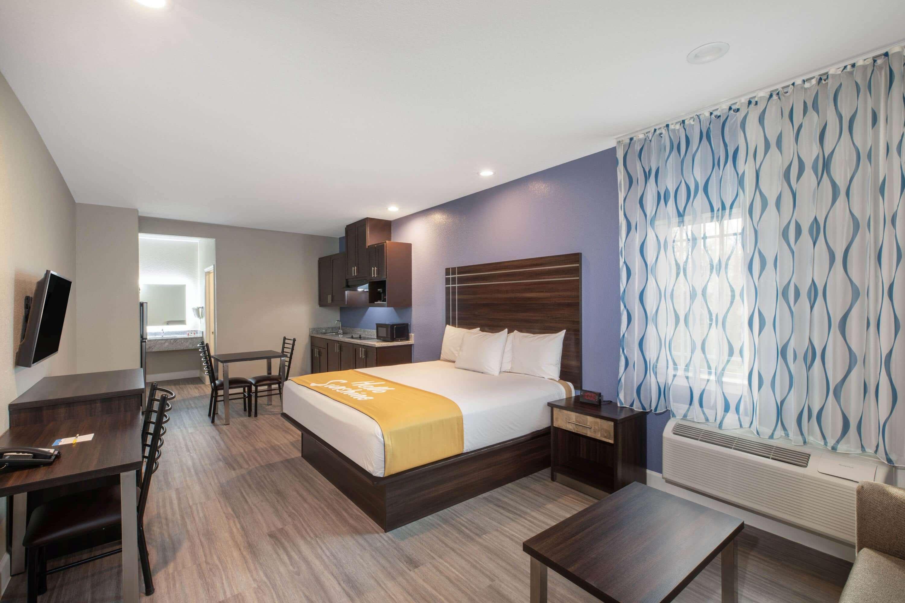 Days Inn & Suites By Wyndham La Porte Exterior foto