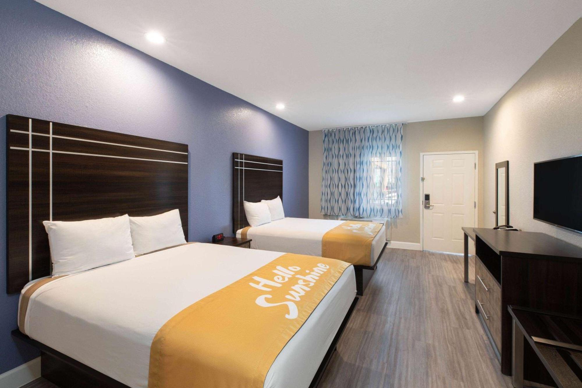Days Inn & Suites By Wyndham La Porte Exterior foto