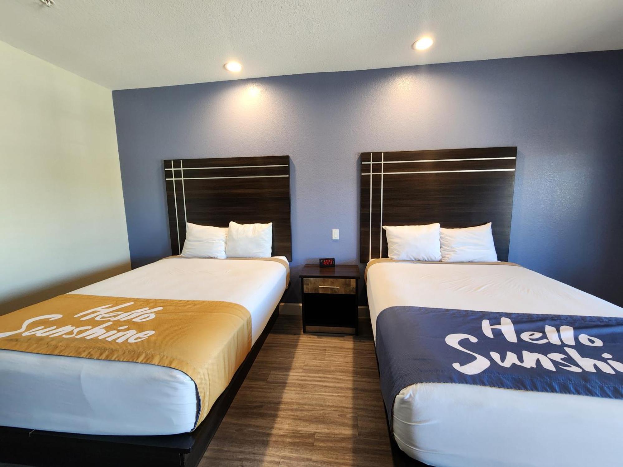 Days Inn & Suites By Wyndham La Porte Exterior foto